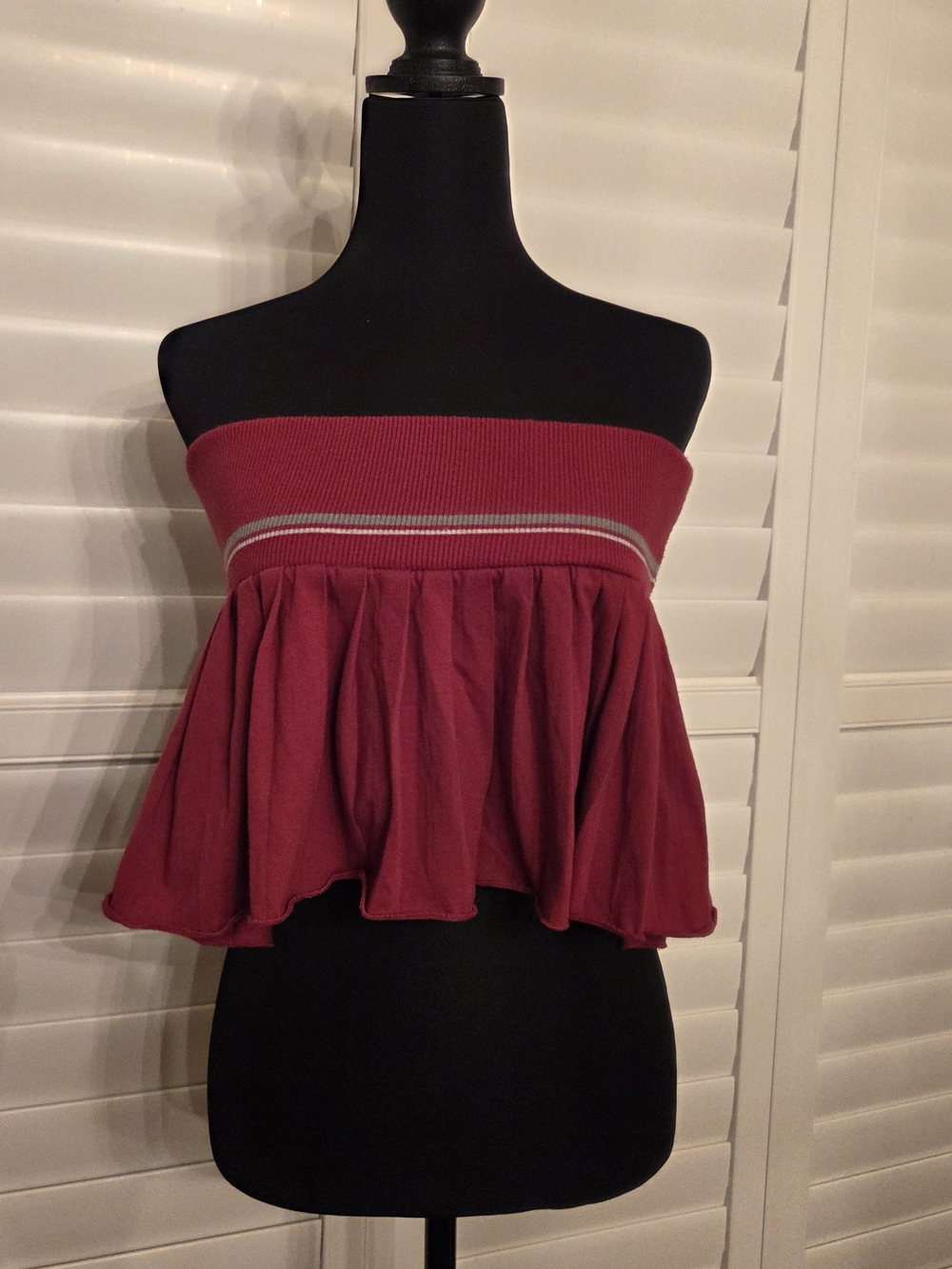 Abercrombie & Fitch Raspberry Strapless Ruffle Crop Top Or Skirt Size Medium